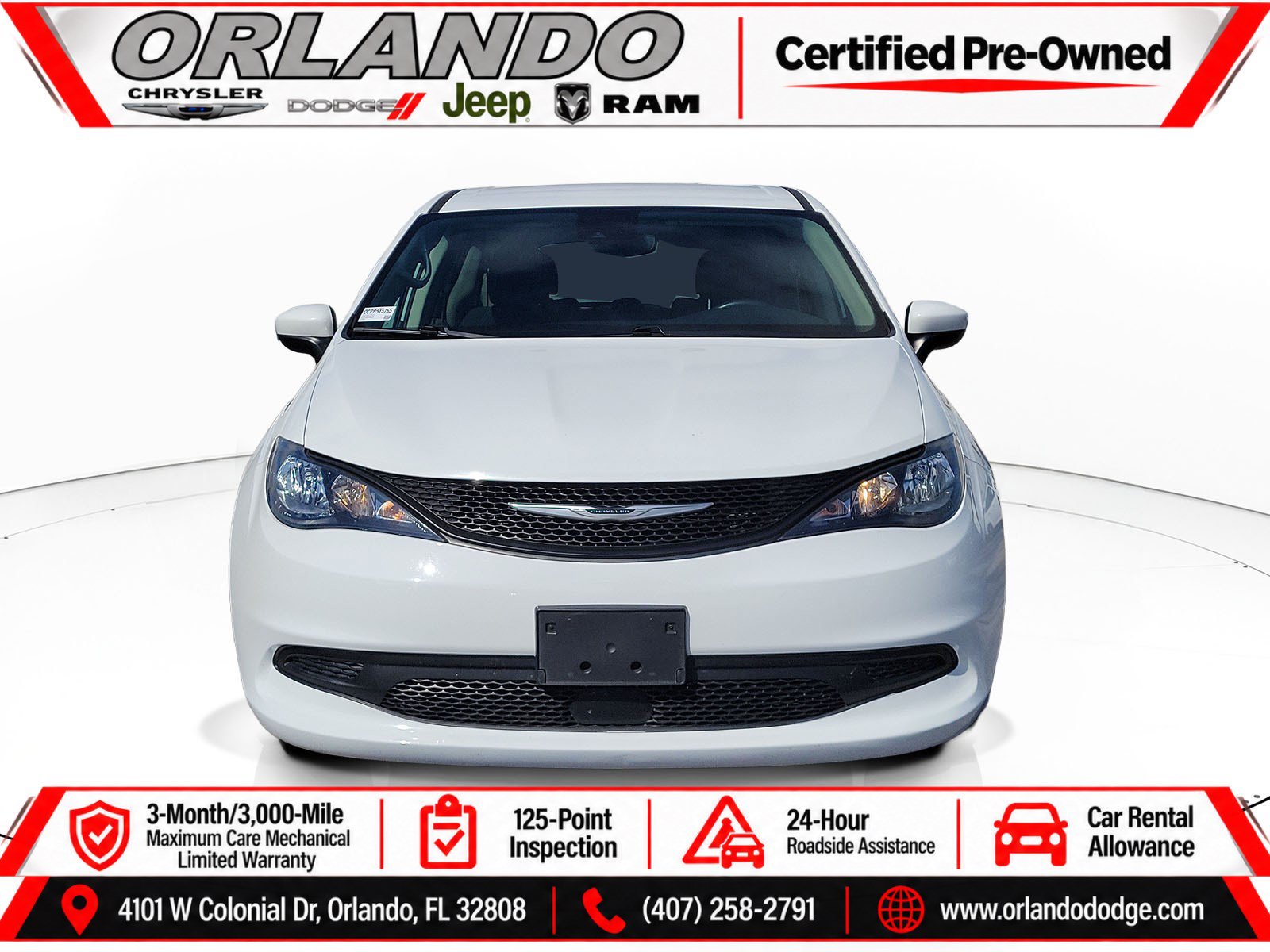 Used 2023 Chrysler Voyager LX FWD image 2