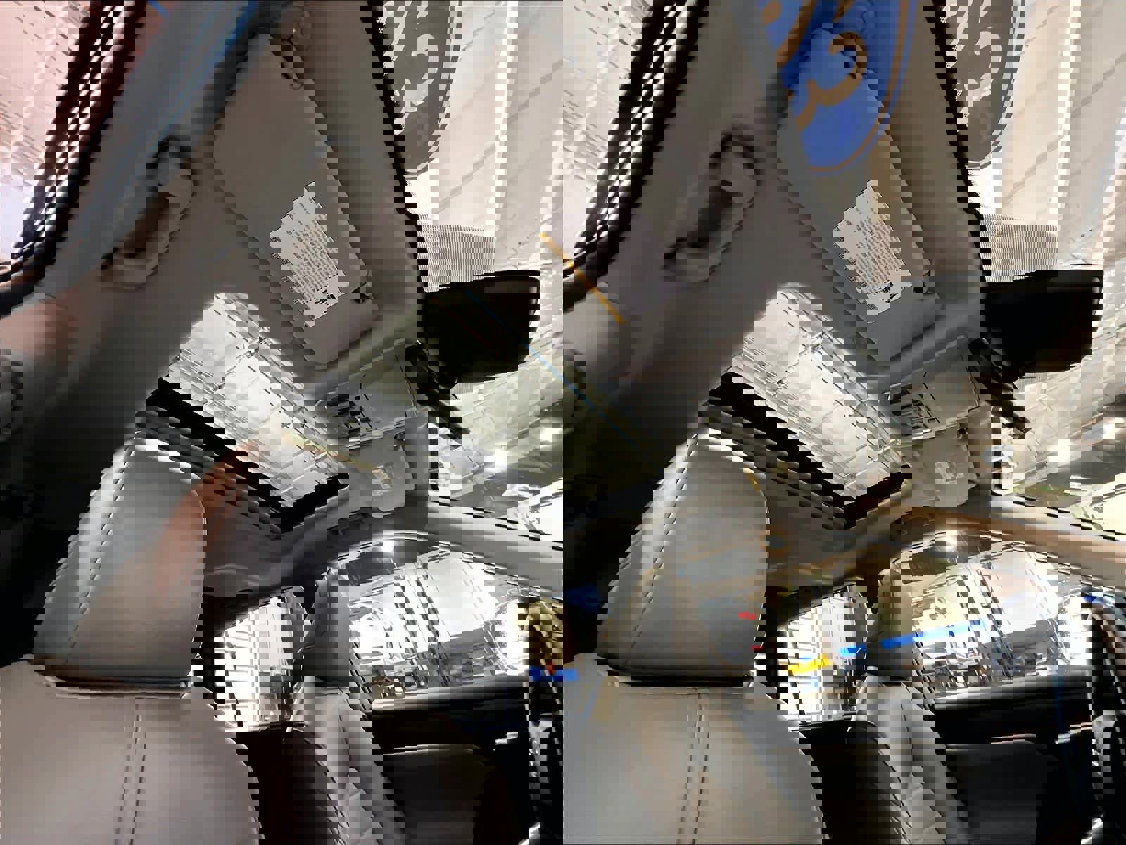 Used 2023 Toyota Highlander XLE image 23