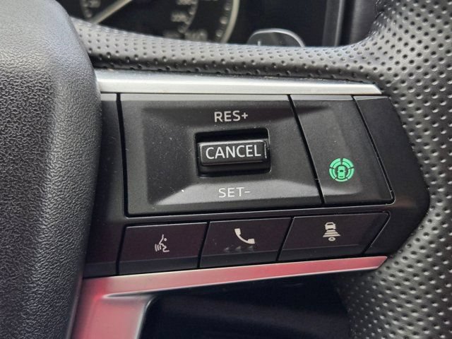Used 2025 Mitsubishi Outlander SE AWD/4WD image 21
