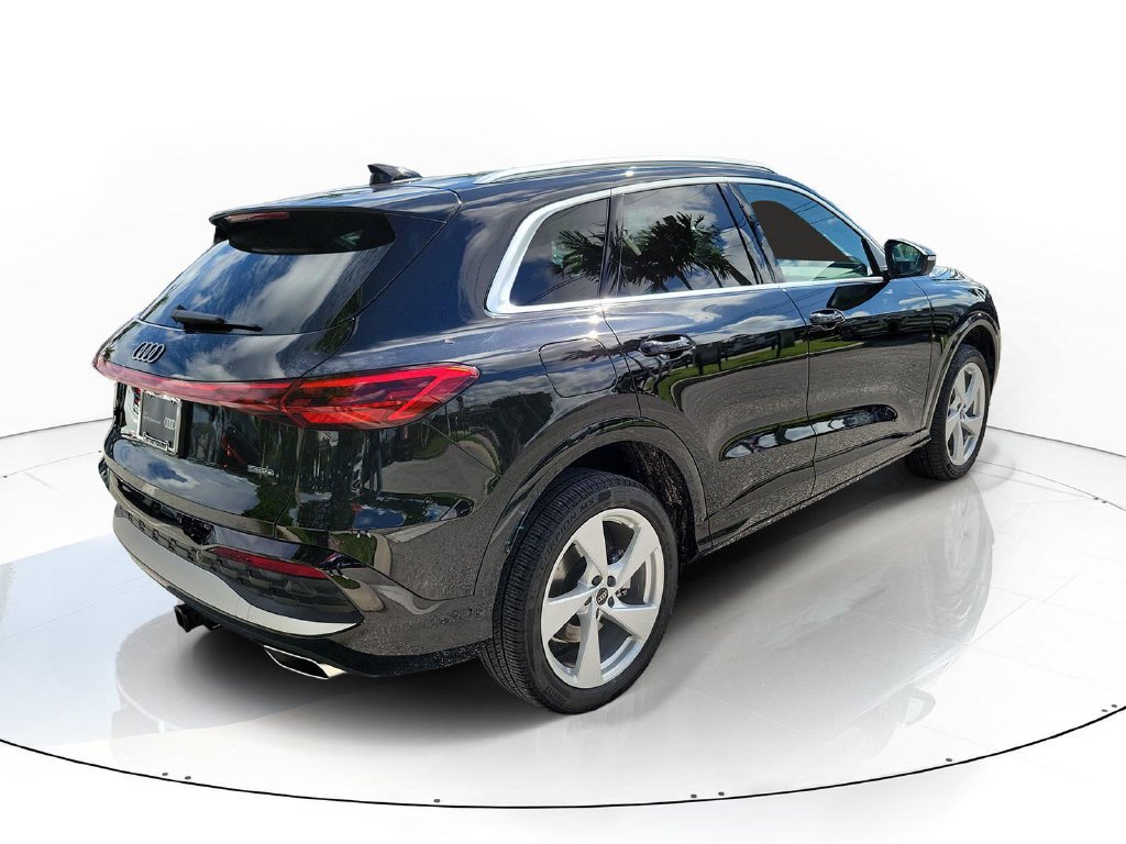 Certified 2025 Audi Q5 Premium Plus AWD/4WD image 4