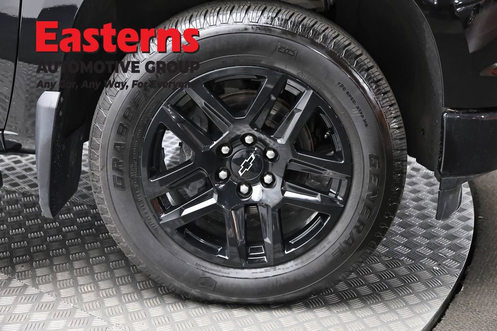 Used 2024 Chevrolet Silverado 1500 Custom AWD/4WD image 31