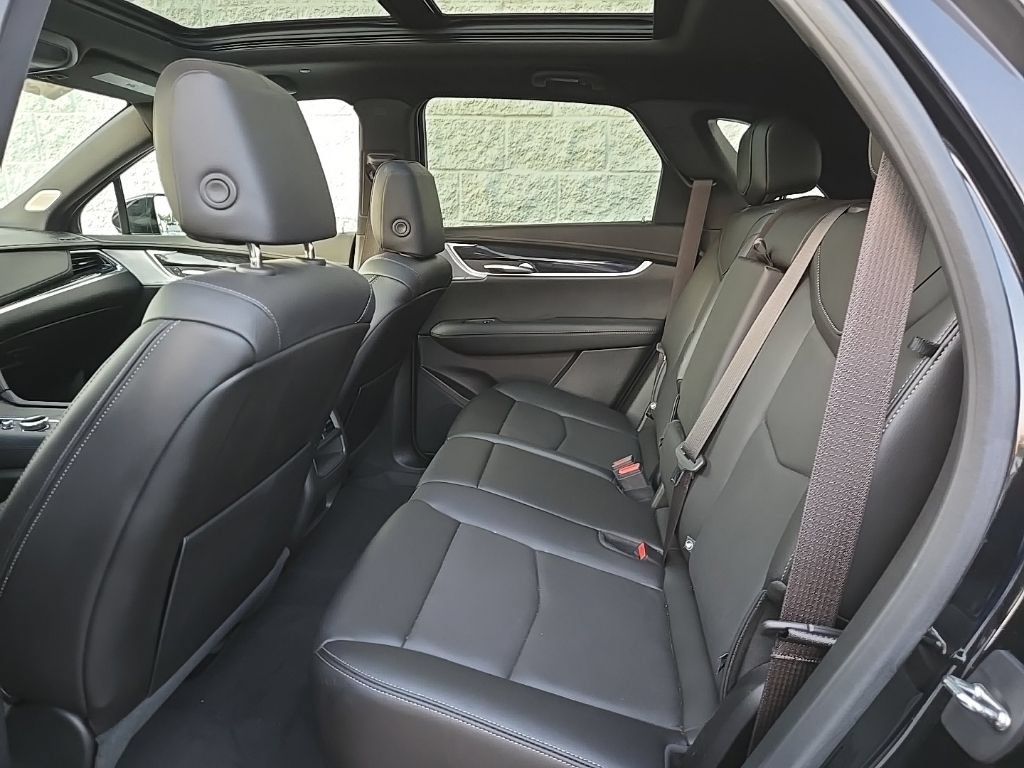 Certified 2023 Cadillac XT5 Premium Luxury AWD/4WD image 14