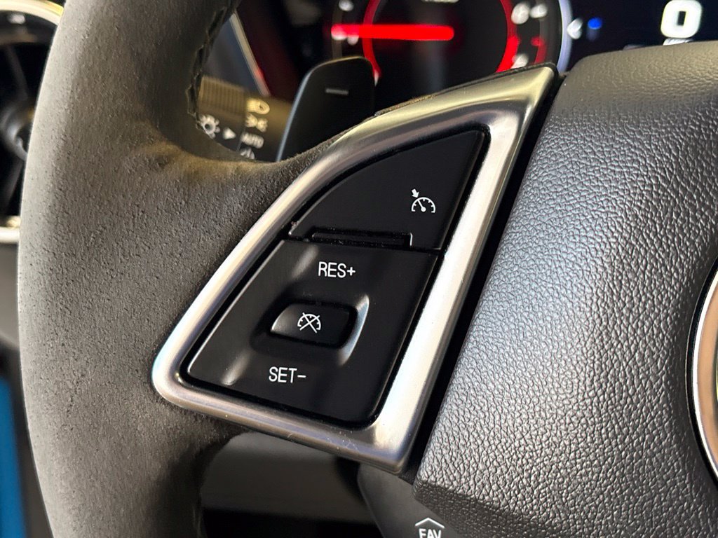 Certified 2022 Chevrolet Camaro SS RWD image 18