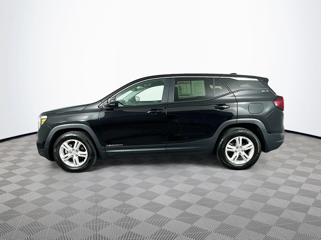 Used 2024 GMC Terrain SLE FWD image 6