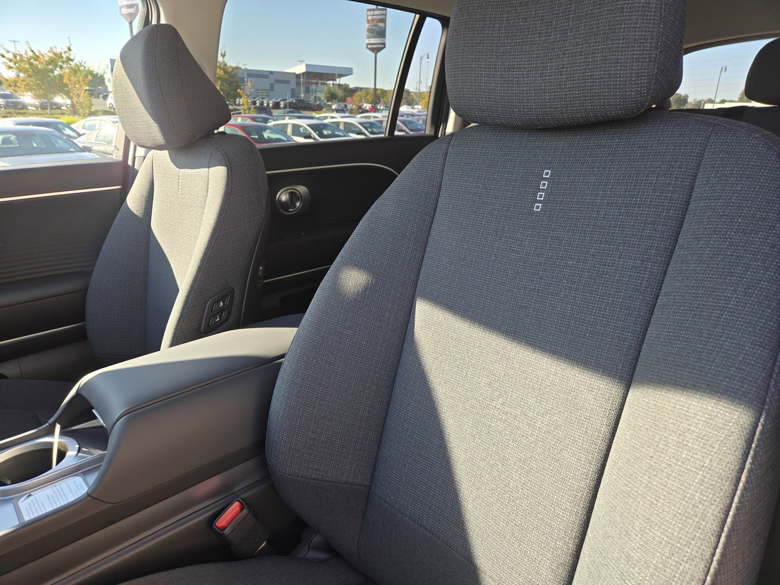 New 2026 Hyundai Ioniq 9 SE image 14