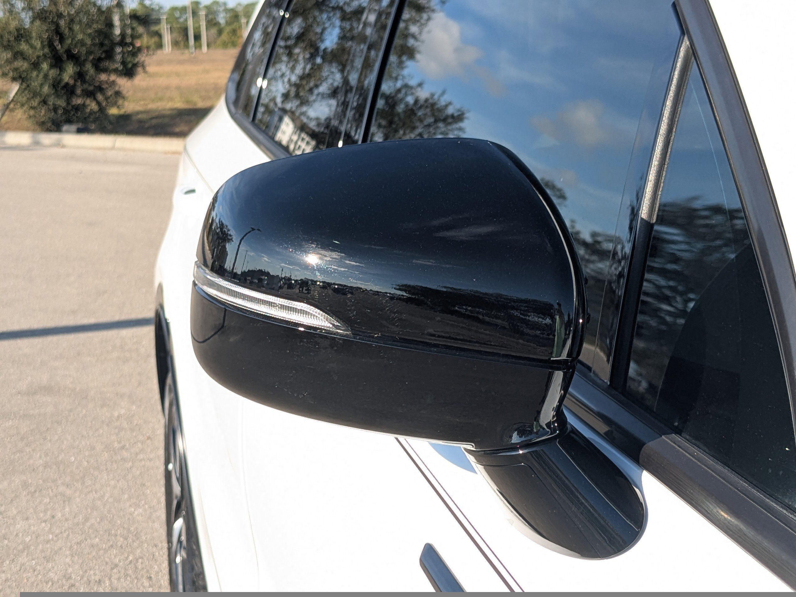 Used 2023 Kia Sorento S image 14