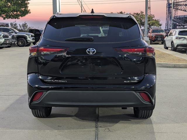 Used 2026 Toyota Highlander XLE AWD/4WD image 7