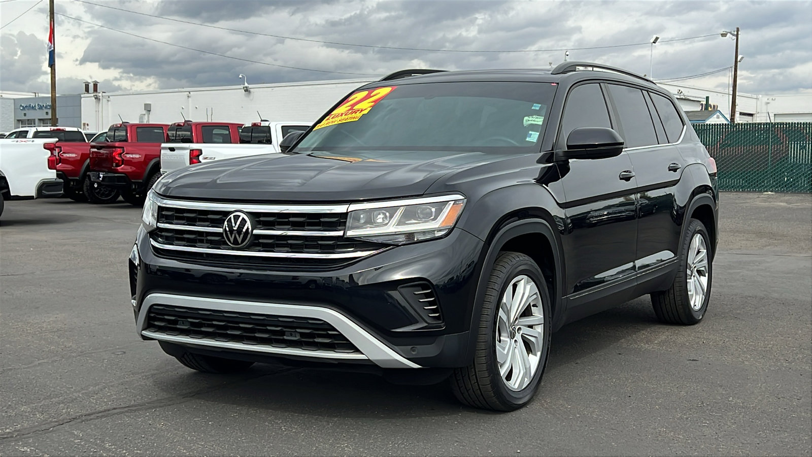 Used 2022 Volkswagen Atlas SE image 1