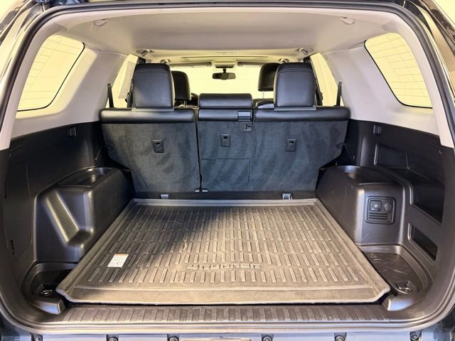 Used 2019 Toyota 4Runner SR5 Premium AWD/4WD image 10