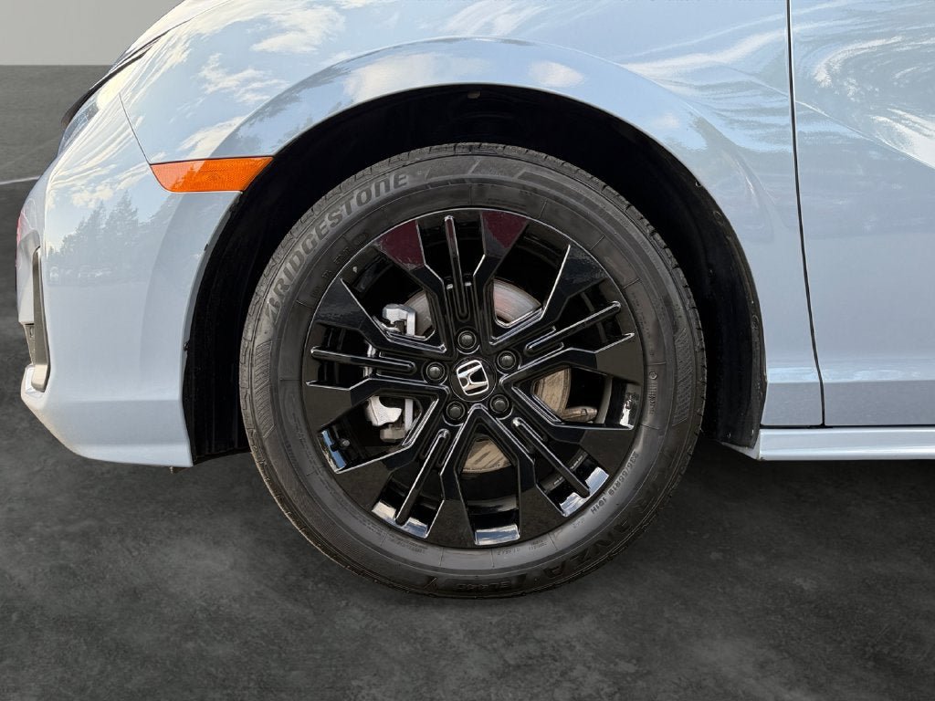 Used 2025 Honda Odyssey Sport-L image 4