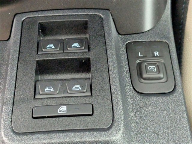 Used 2023 Ford Bronco Wildtrak image 24