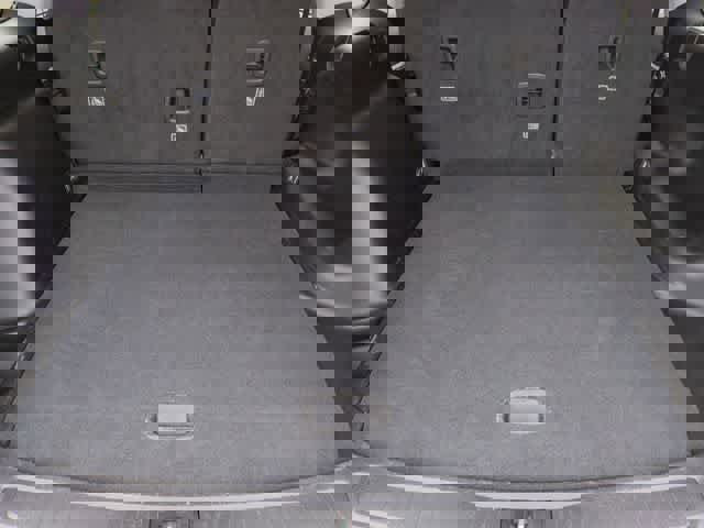 Used 2023 Jeep Grand Cherokee Limited w/ Black Appearance Package image 33