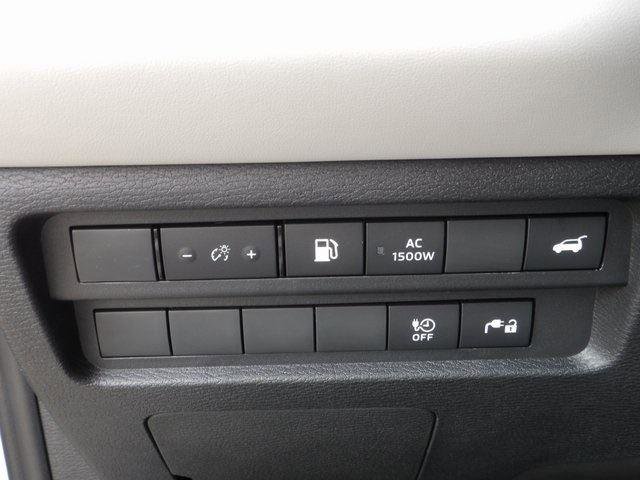 New 2025 Mitsubishi Outlander SEL image 31