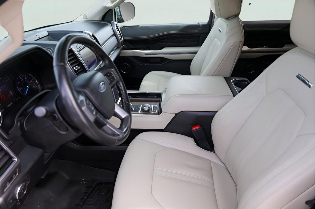 Used 2020 Ford Expedition Platinum image 12