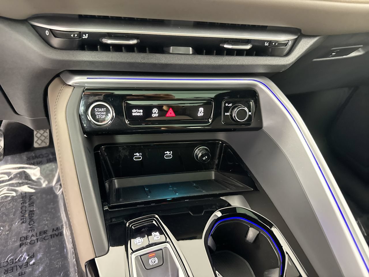 Used 2025 Audi Q5 Prestige AWD/4WD image 15