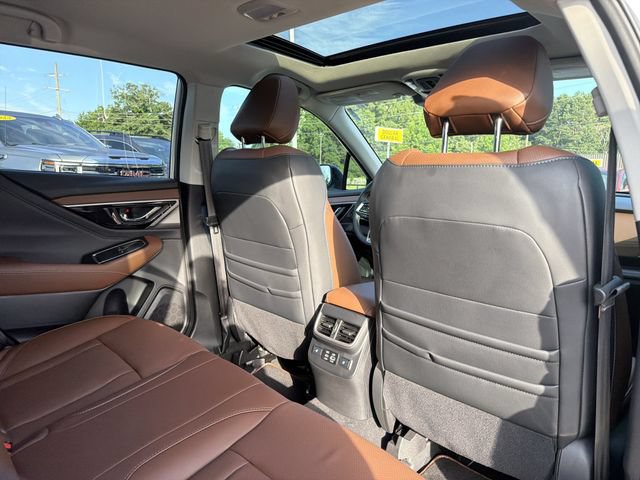 Used 2025 Subaru Outback Touring XT AWD/4WD image 17