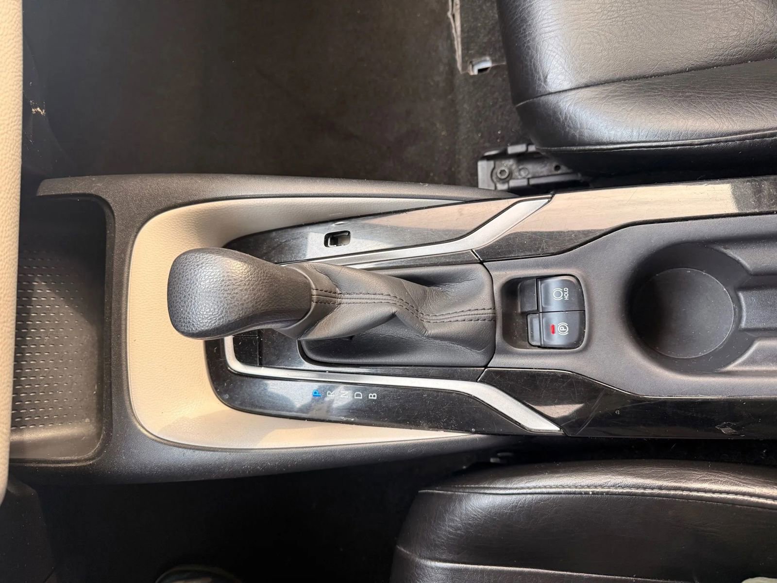 Used 2022 Toyota Corolla LE image 23