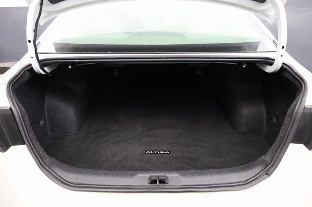 Used 2024 Nissan Altima 2.5 SV image 24