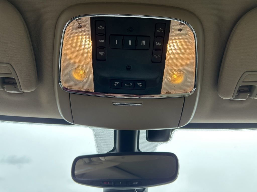 Used 2017 Jeep Grand Cherokee Overland AWD/4WD image 22