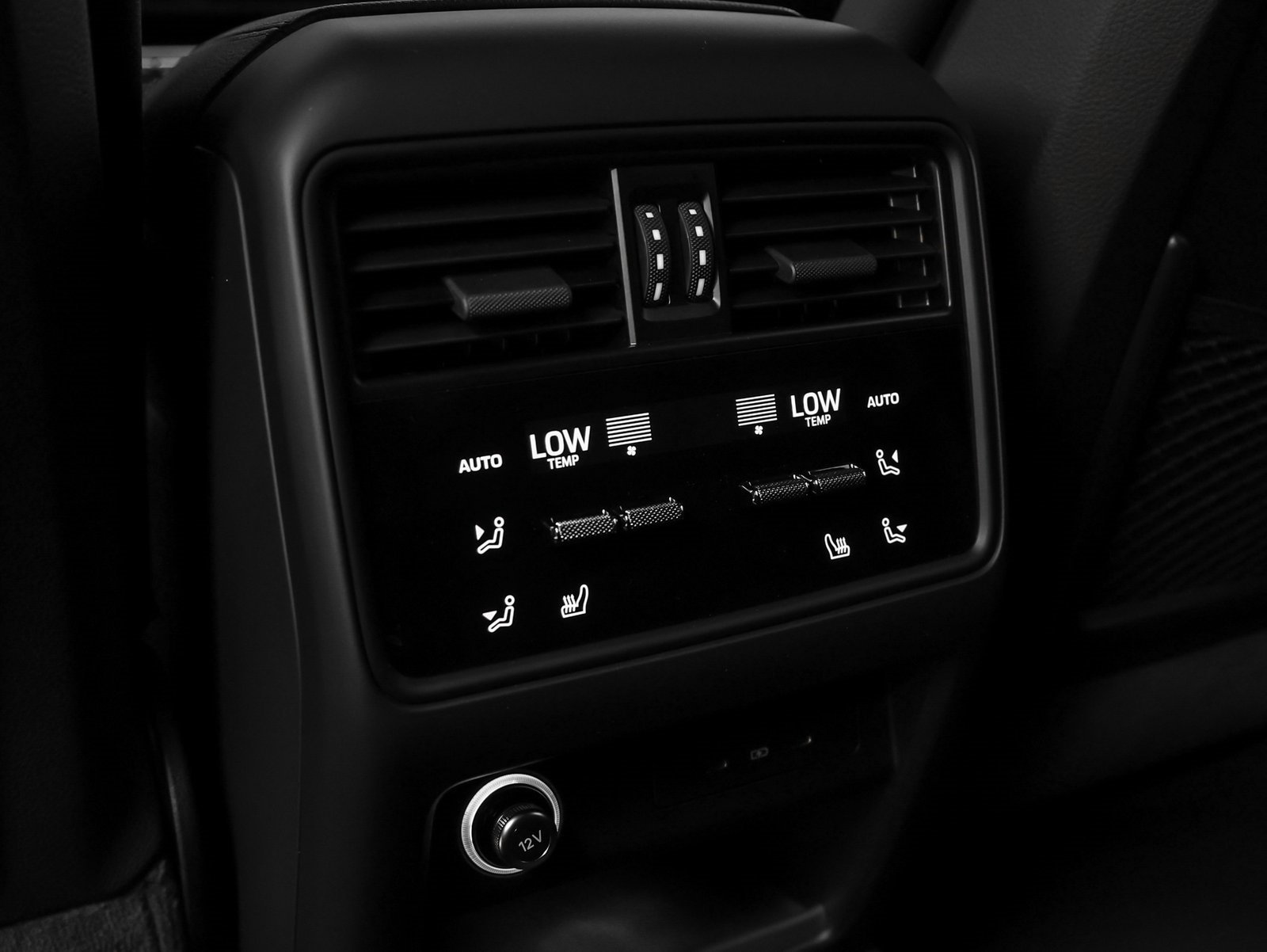 Certified 2025 Porsche Cayenne image 35