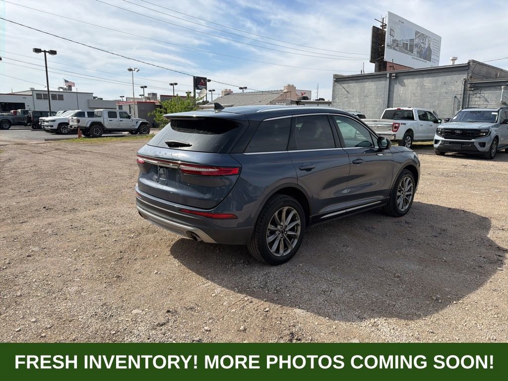 Used 2022 Lincoln Corsair FWD w/ Premium Package image 7