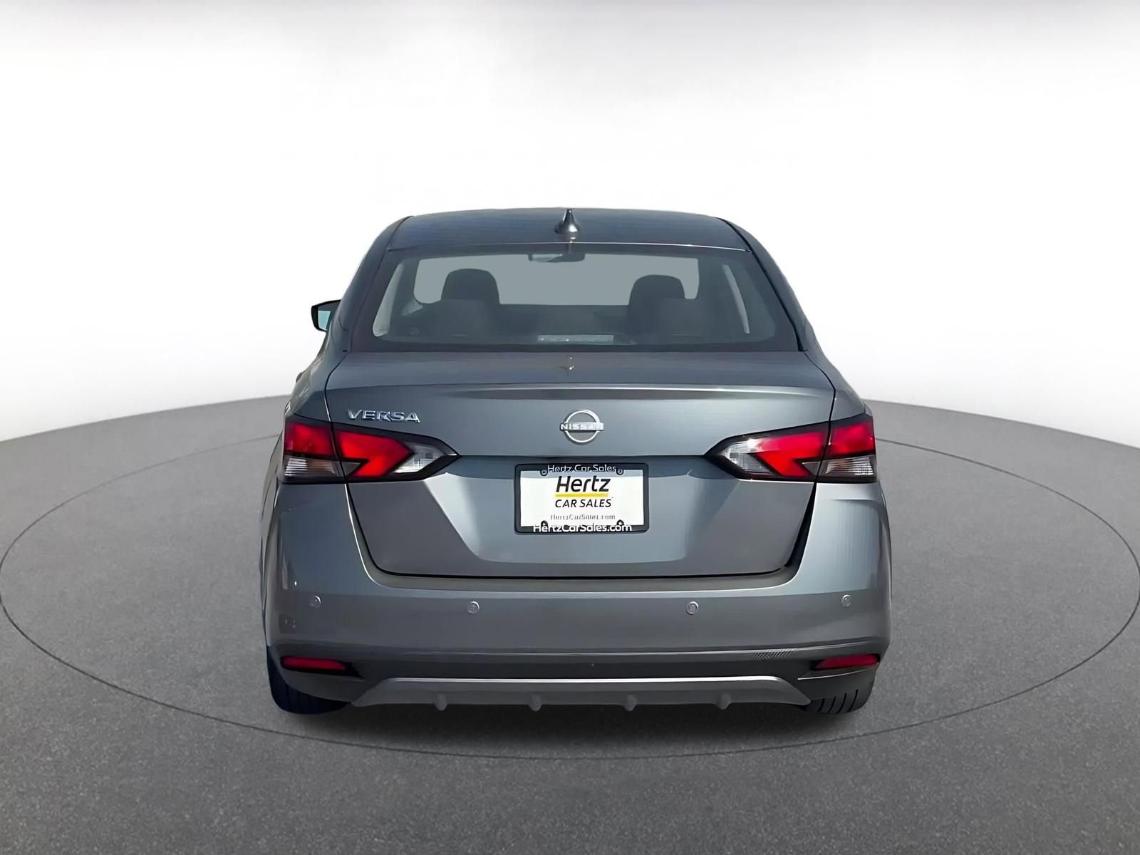 Used 2025 Nissan Versa SV image 12
