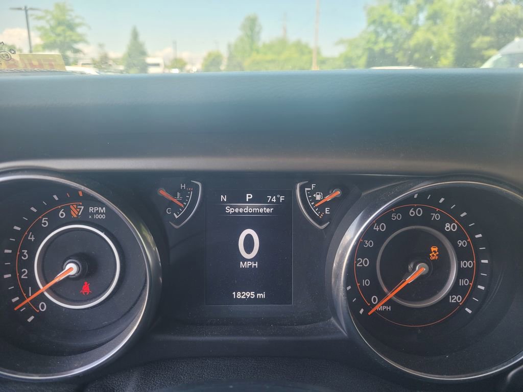 Used 2019 Jeep Wrangler Unlimited Sport S AWD/4WD image 7