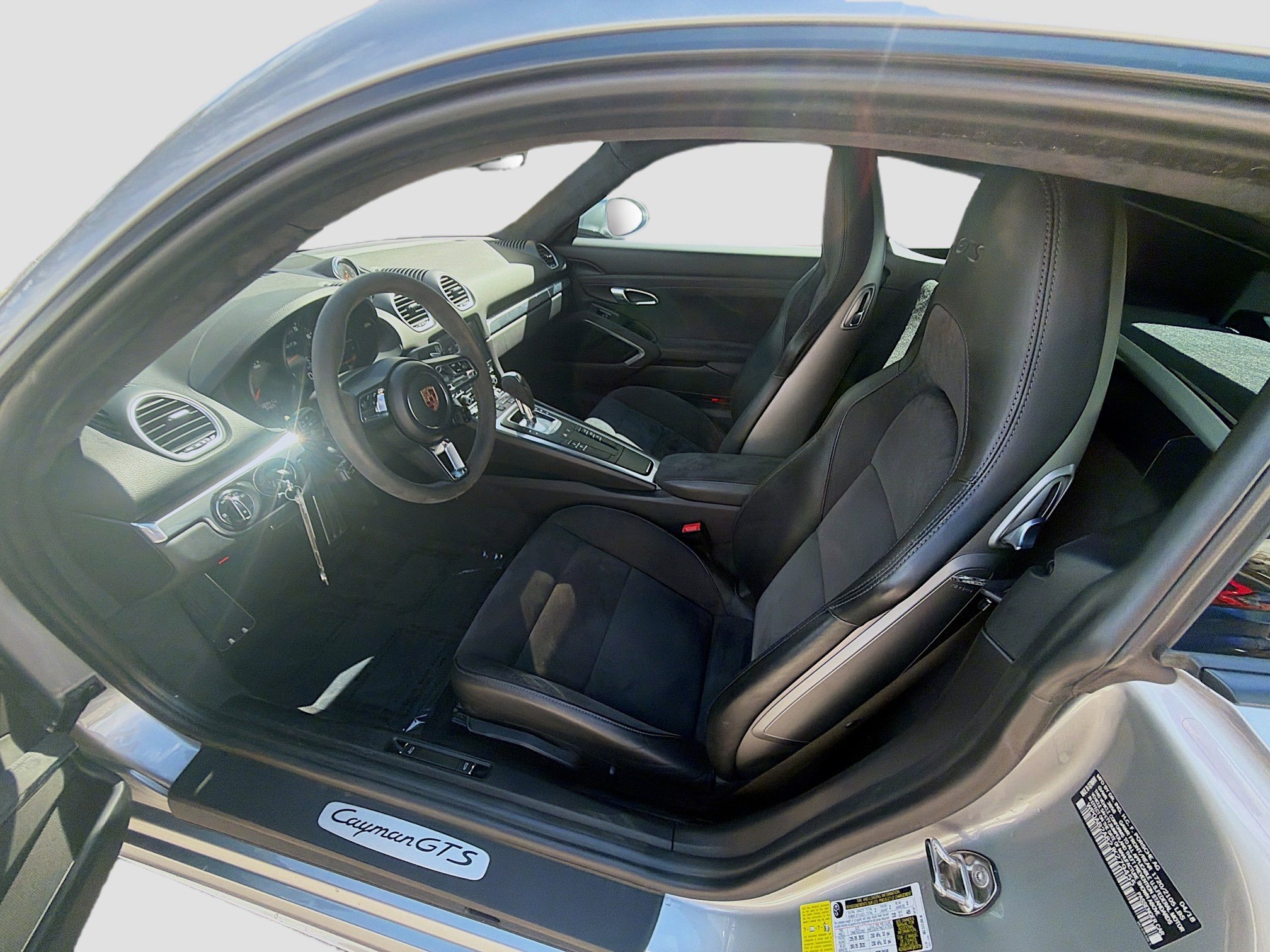 Used 2018 Porsche 718 Cayman GTS image 22