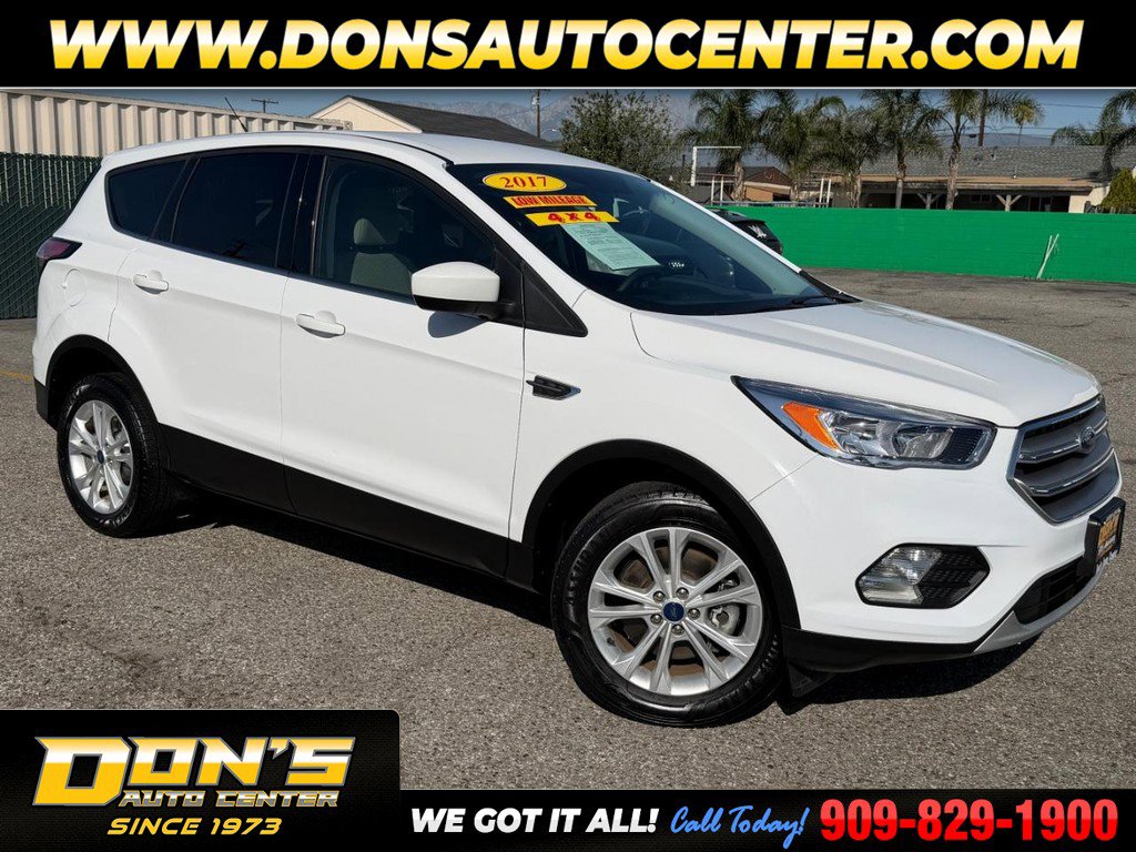 Used 2017 Ford Escape SE AWD/4WD image 1