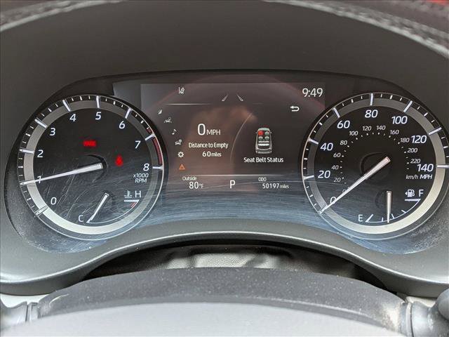 Used 2021 Toyota Highlander XLE AWD/4WD image 10