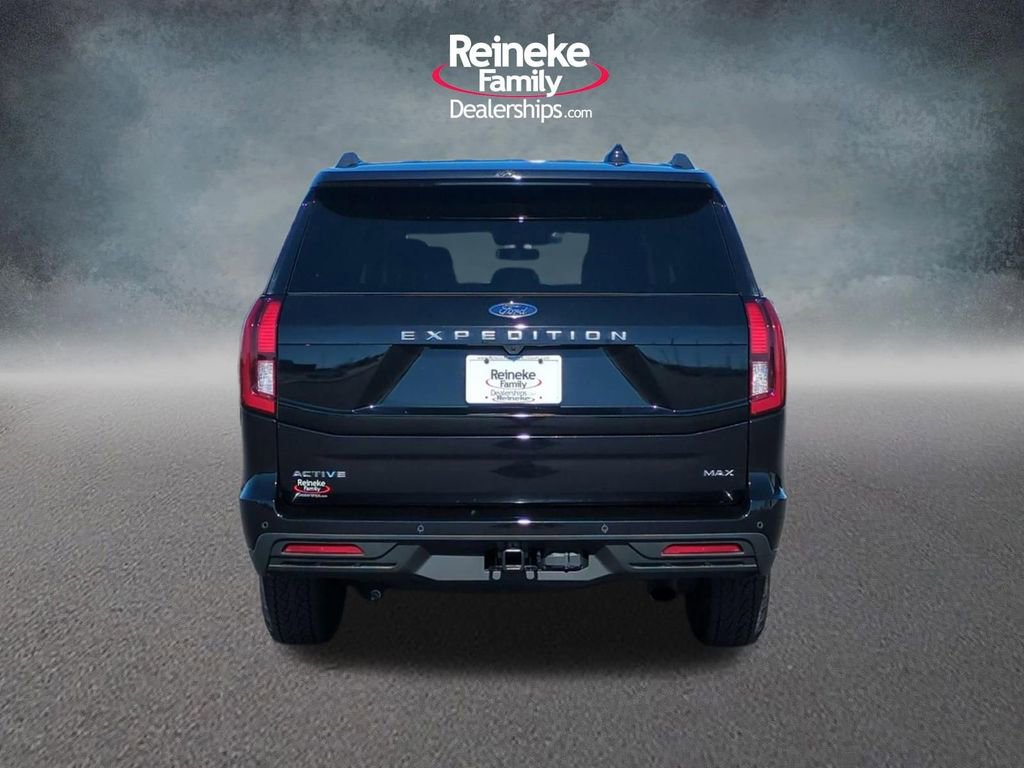 Used 2025 Ford Expedition Max Active AWD/4WD image 6