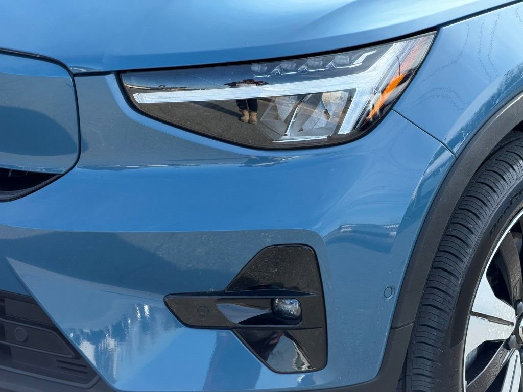 Certified 2023 Volvo C40 P8 Recharge Plus w/ Protection Package Premier image 7