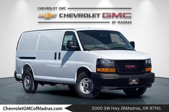 New 2026 GMC Savana 3500 w/ Driver Convenience Package RWD image 1