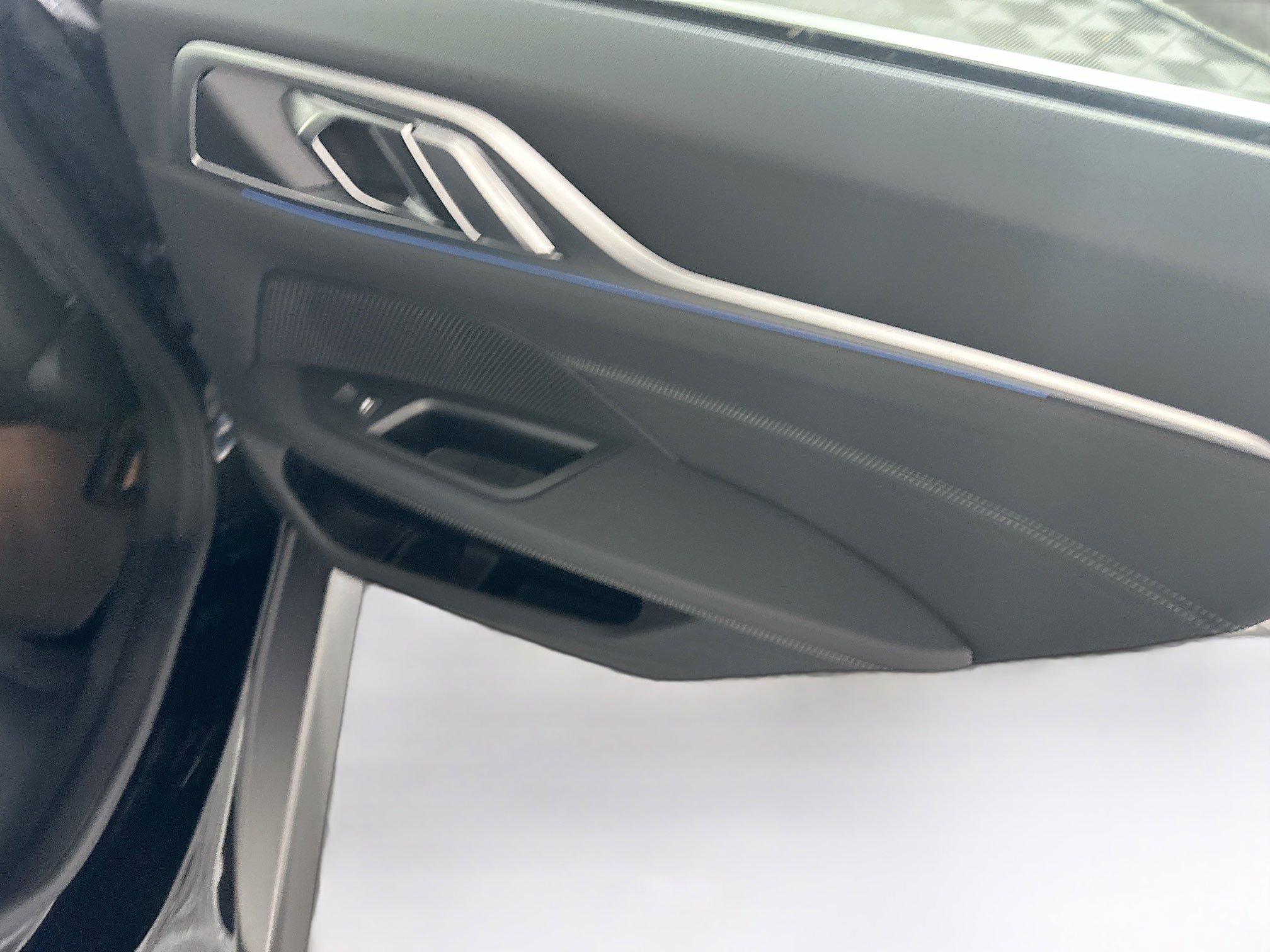 Used 2024 BMW i4 eDrive35 w/ Convenience Package image 31