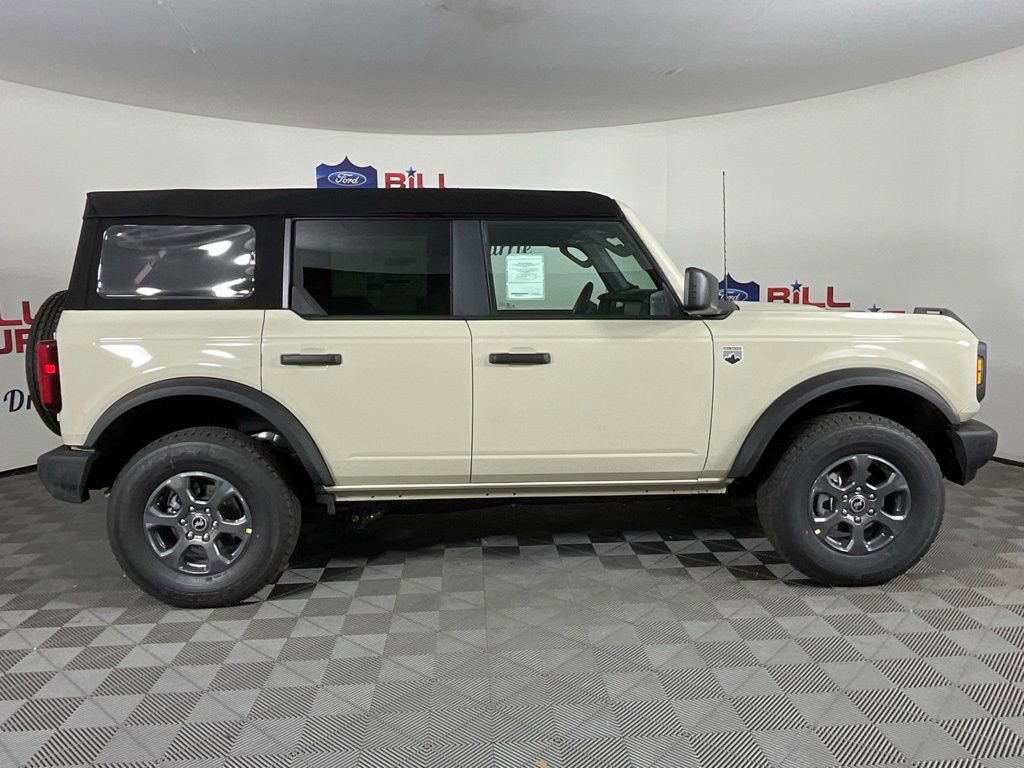 New 2026 Ford Bronco Big Bend image 2