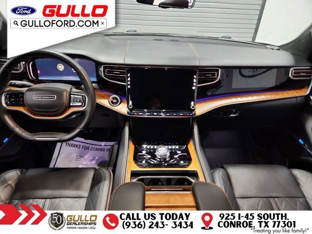 Used 2022 Jeep Grand Wagoneer Series III image 11