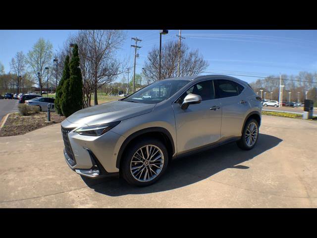 Certified 2022 Lexus NX 350h AWD w/ Vision Package image 4