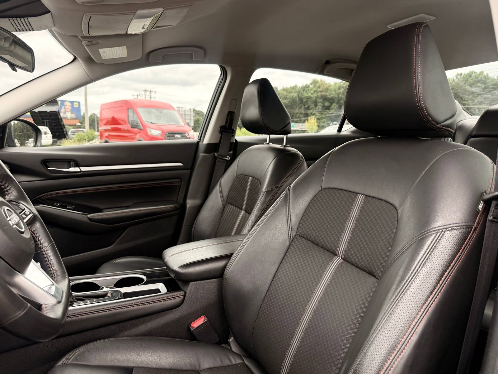 Used 2023 Nissan Altima 2.5 SR image 13