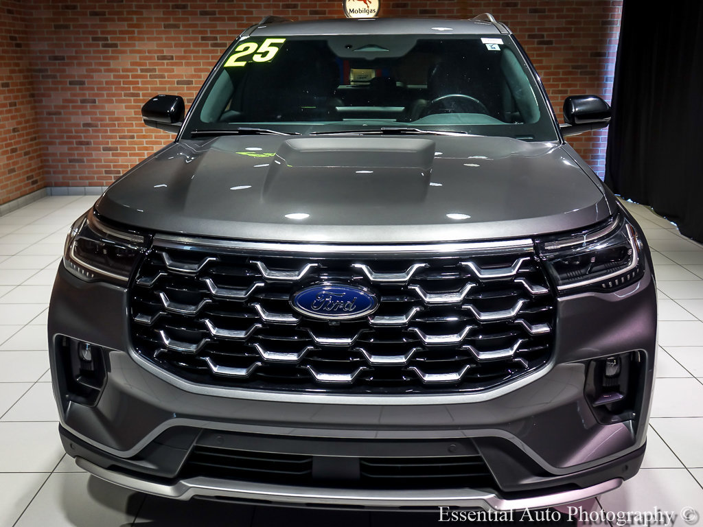 Used 2025 Ford Explorer Platinum AWD/4WD image 6