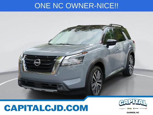 Used 2022 Nissan Pathfinder Platinum w/ Cargo Package