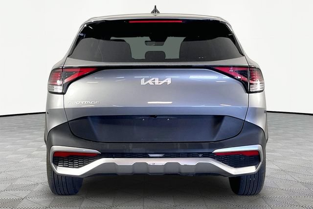 Used 2025 Kia Sportage LX FWD image 5