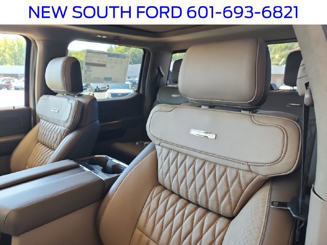 New 2027 Ford F250 Platinum w/ Platinum Plus Package AWD/4WD image 13