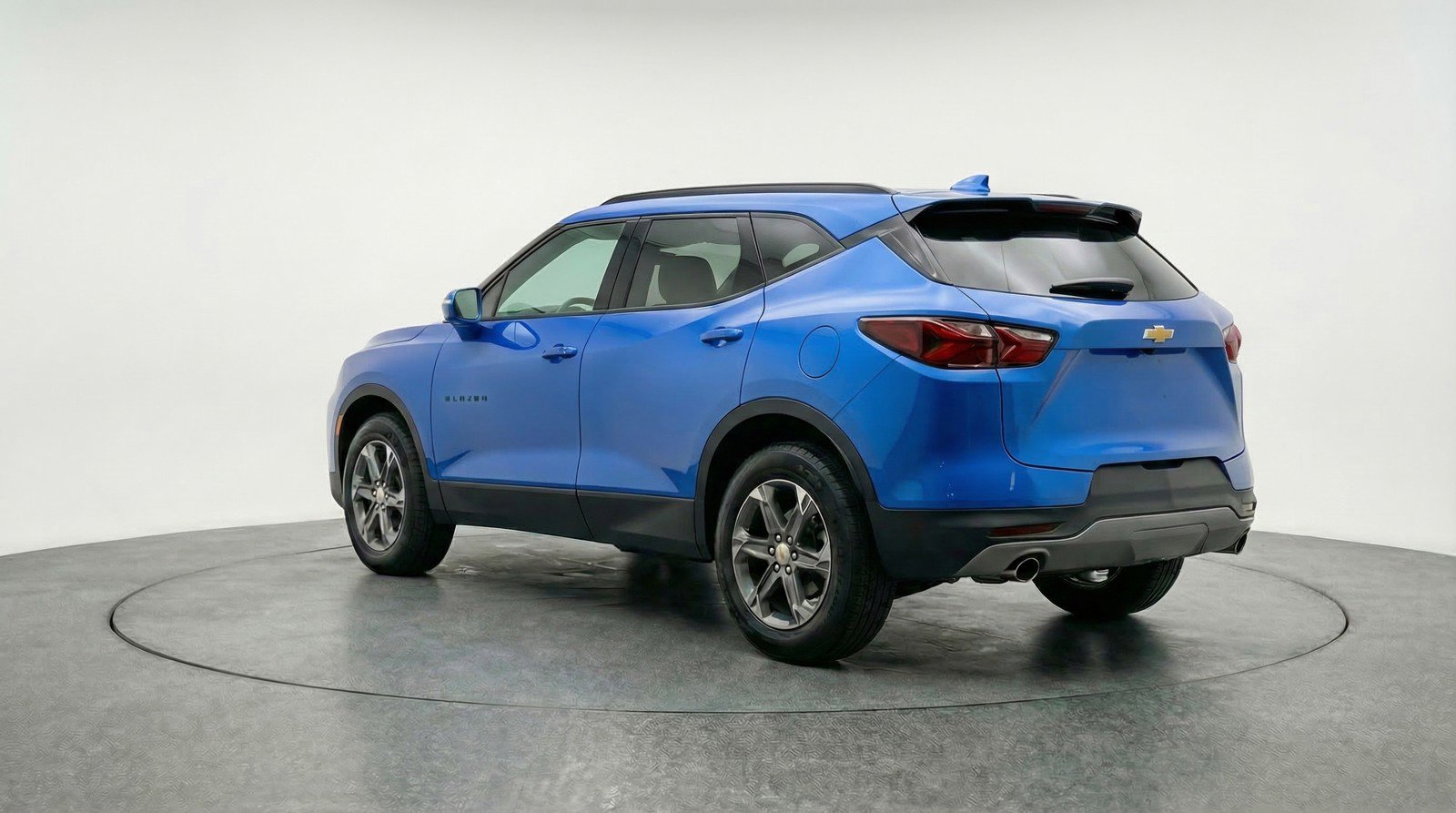 Used 2025 Chevrolet Blazer LT image 6