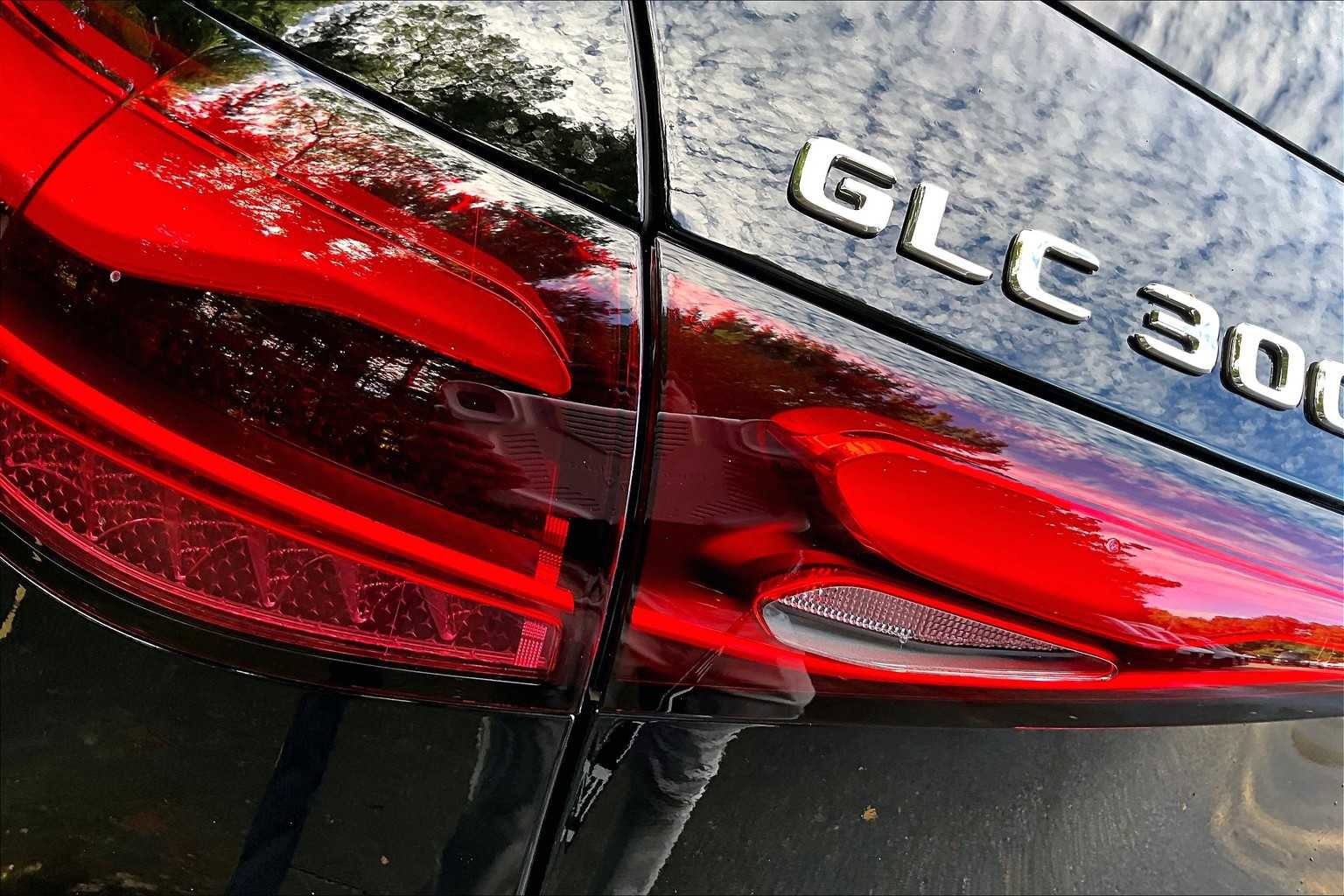 New 2026 Mercedes-Benz GLC 300 GLC 300 image 6