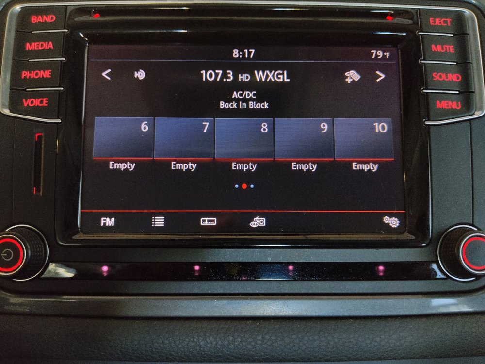 Used 2017 Volkswagen Tiguan S AWD/4WD image 25