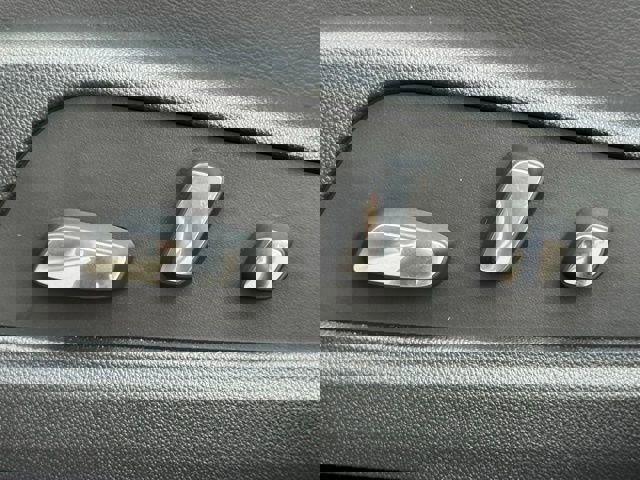 New 2025 Cadillac XT5 Sportv w/ Technology Package AWD/4WD image 21