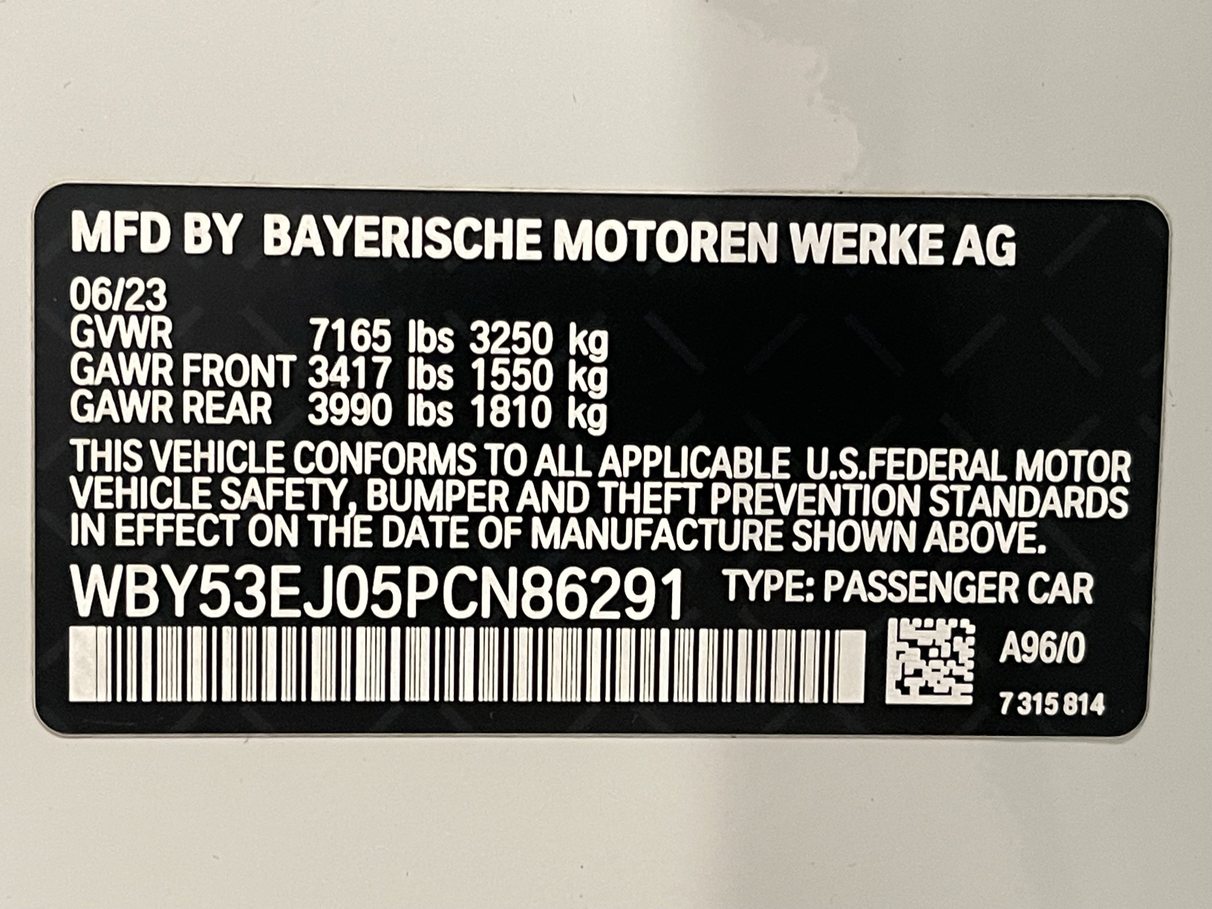 Certified 2023 BMW i7 xDrive60 AWD/4WD image 25