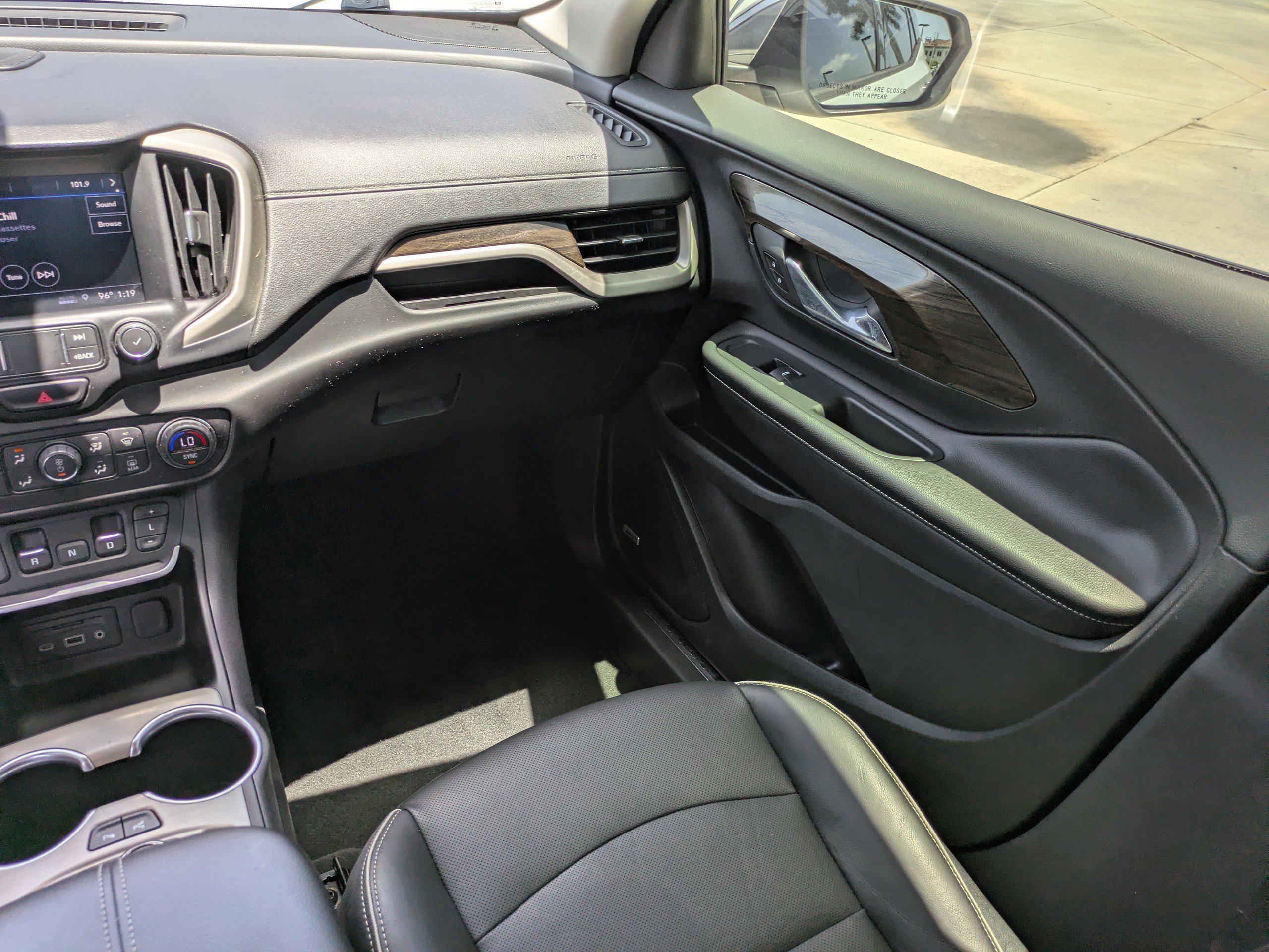 Used 2019 GMC Terrain Denali w/ Advanced Safety Package FWD image 16
