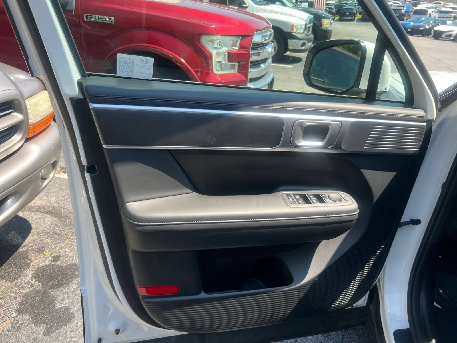 Used 2026 Hyundai Santa Fe SEL FWD image 18
