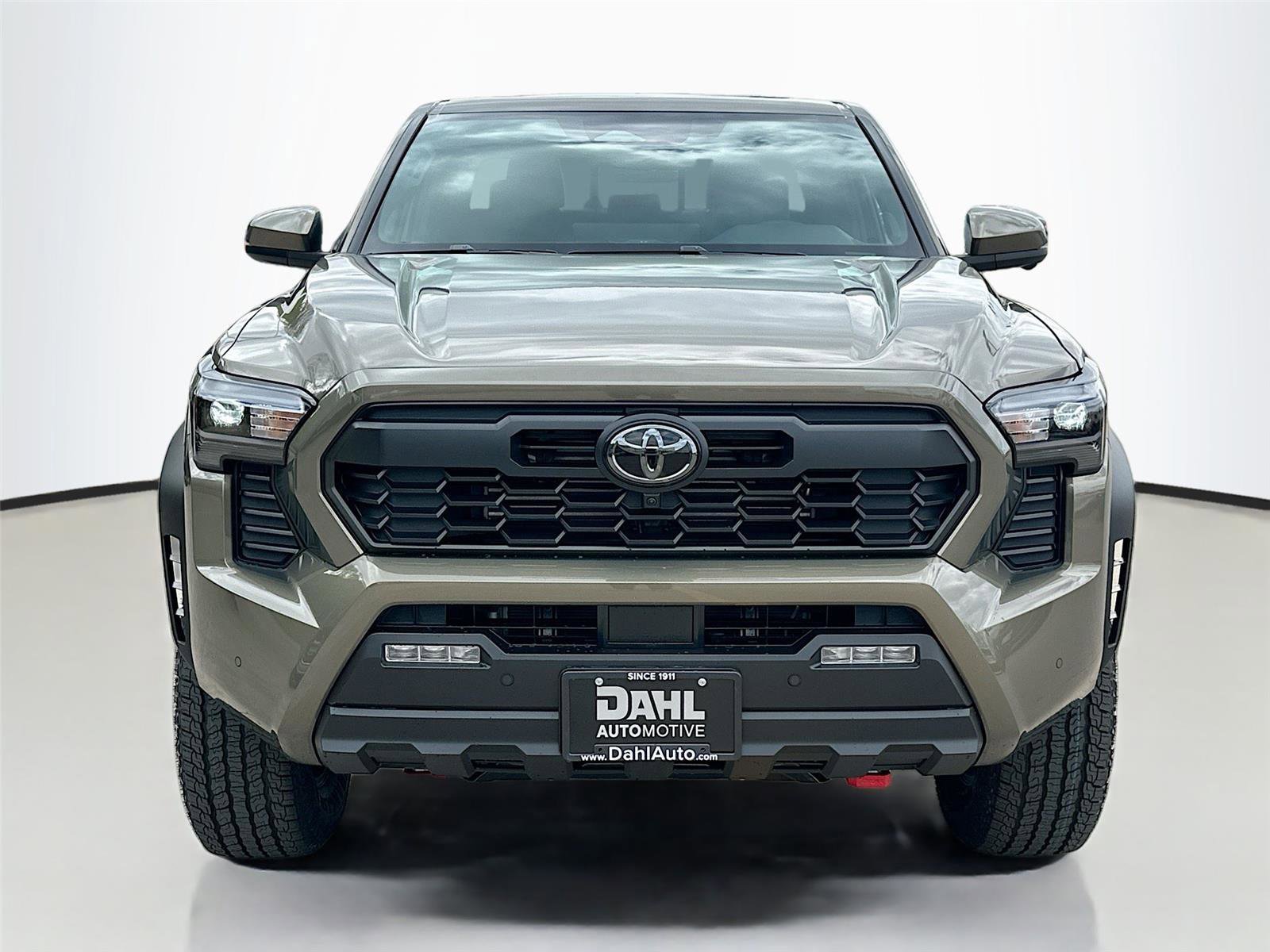 New 2026 Toyota Tacoma TRD Off-Road AWD/4WD image 3
